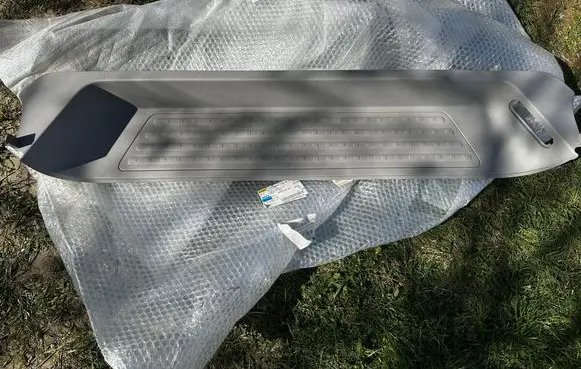 Volkswagen Transporter - Caravelle T6 Rear sill trim cover 7E5863725A