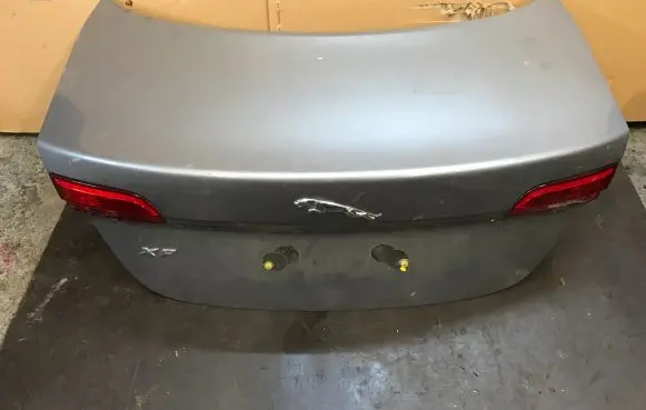 Jaguar XF Tailgate/trunk/boot lid