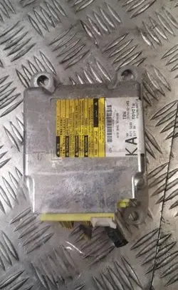 Toyota Avensis T270 Airbag control unit/module 8917005250