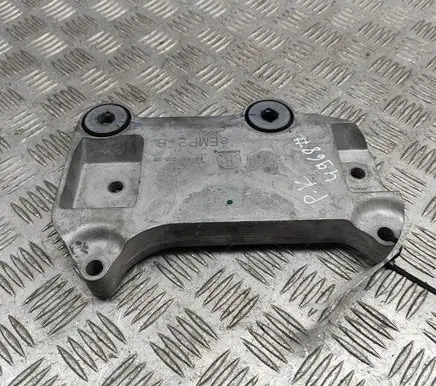 Peugeot 3008 III Engine mounting bracket 9840708580