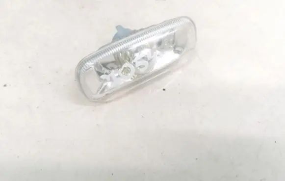 Audi A6 S6 C5 4B Front fender indicator light 8E0949127