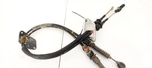 Gear shift cable linkage