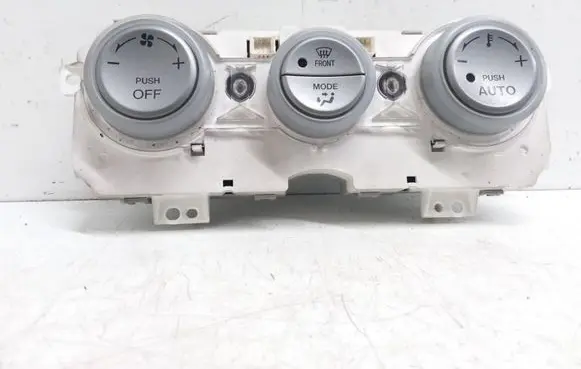 Mazda 6 Climate control unit PK09 E0002C
