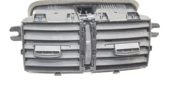 Nissan X-Trail T32 Dashboard air vent grill cover trim 687944GA0A