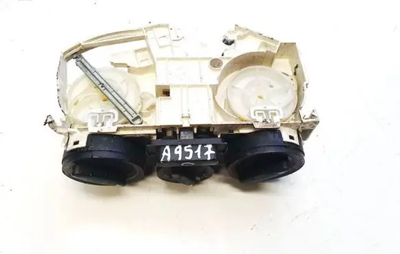 Audi A4 S4 B5 8D Climate control unit