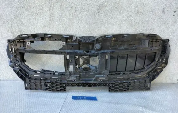 BMW 5 G60 G61 Front grill 116067112
