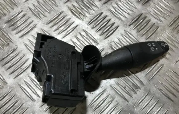 Ford Fiesta Wiper control stalk 2s6t17a559aa 2s6t-17a559-aa