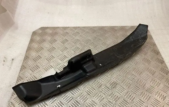 Volvo XC90 Fender end trim 32219521 32244351
