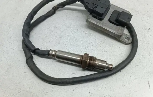 Mercedes-Benz GLE (W166 - C292) Lambda probe sensor A0009059803 0009059803 5WK96683E