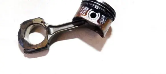 Renault Laguna II Piston with connecting rod