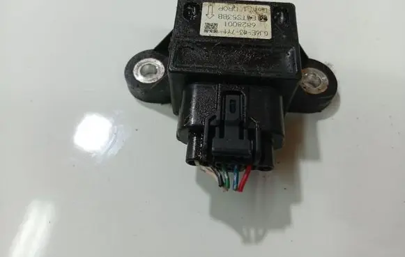 Mazda 6 ESP acceleration yaw rate sensor GJ6E437Y1