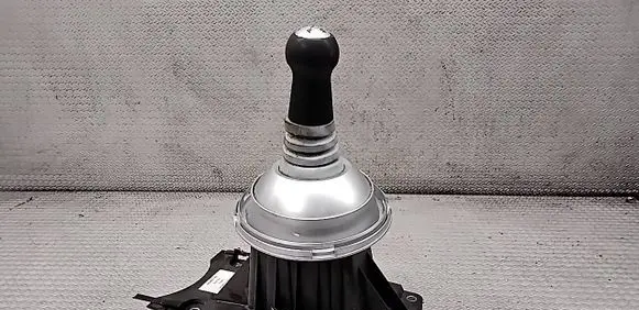 Mitsubishi Colt Gear shifter/selector MN901761 40036000185905 09092004