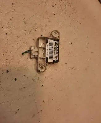 Opel Zafira A Airbag deployment crash/impact sensor 09133264 5WK42857 THS14000340