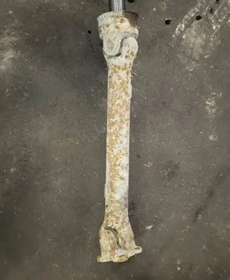 Mitsubishi L200 Front prop shaft 
