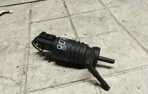 Audi A2 Windscreen/windshield washer pump