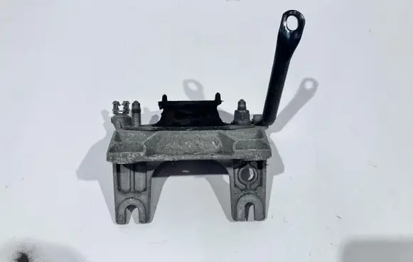 Smart ForFour II W453 Engine mount vacuum valve TM13053