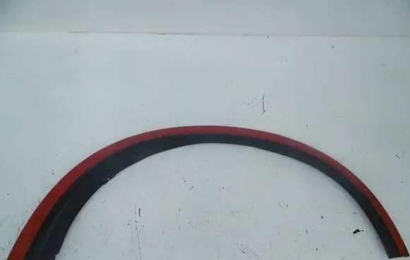Volvo XC90 Front arch trim 