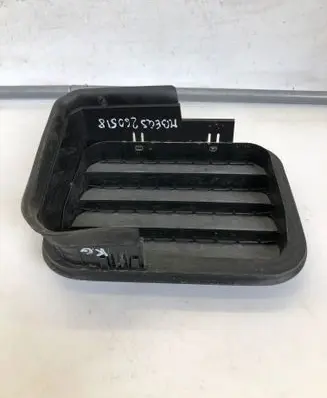 Mercedes-Benz EQS V297 Quarter panel pressure vent A2978309801