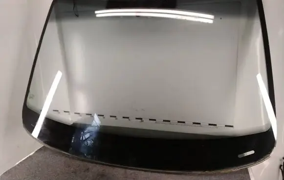 Volkswagen Caddy Front windscreen/windshield window 26022556 43R001531 DOT563AS1M848