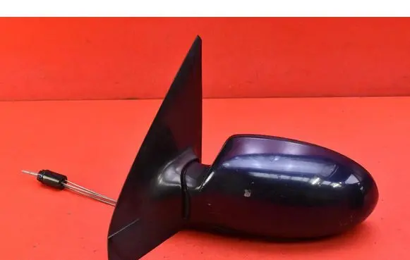 Ford Focus Front door electric wing mirror 015475