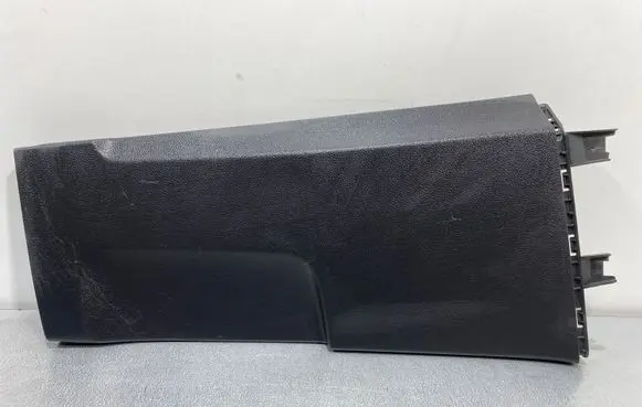 Seat Arona (B) pillar trim (bottom) 960253100 6F0867240
