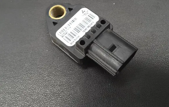 Mitsubishi Outlander Airbag deployment crash/impact sensor 8651A001 TBZME1880ZA819