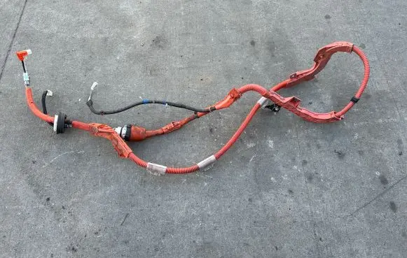 Toyota Auris E180 Positive cable (battery) 087450