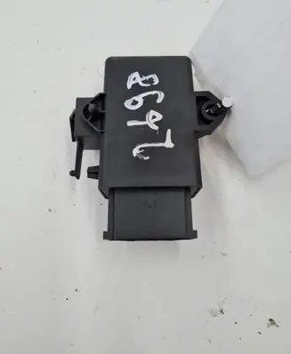 Skoda Superb B6 (3T) Seat heating relay 1Z0959772C