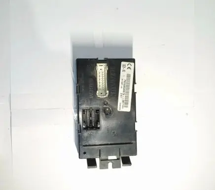 Renault Trafic II (X83) Comfort/convenience module P8200530976M 281188674A UCHN3