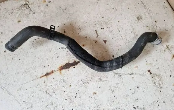Mercedes-Benz E C207 W207 Engine coolant pipe/hose A2045010982