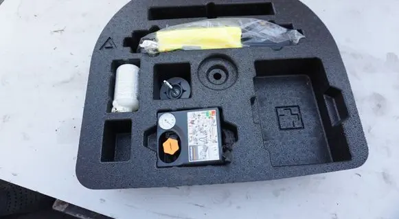 Nissan Juke I F15 Trunk bottom trim panel 