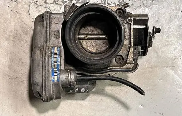Mercedes-Benz C W202 Throttle valve 0001419225 408227111