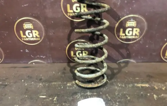Volkswagen Golf IV Front coil spring