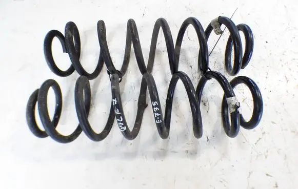 Volkswagen Golf VII Rear coil spring 5Q0511115GG