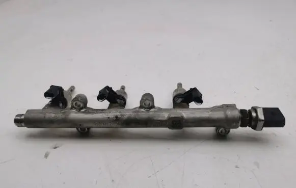 Volkswagen T-Roc Fuel injectors set 04C133320G