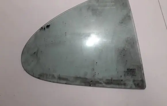 Renault Megane I Rear vent window glass 