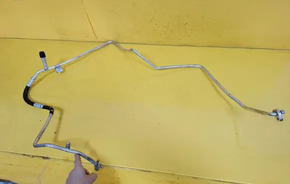 Renault Laguna III Air conditioning (A/C) pipe/hose 924400001R