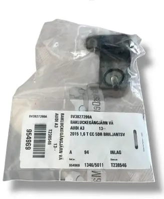 Audi A3 S3 8V Tailgate/trunk/boot hinge 8V3827299A