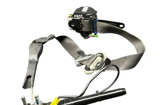 Opel Antara Front seatbelt 95358491