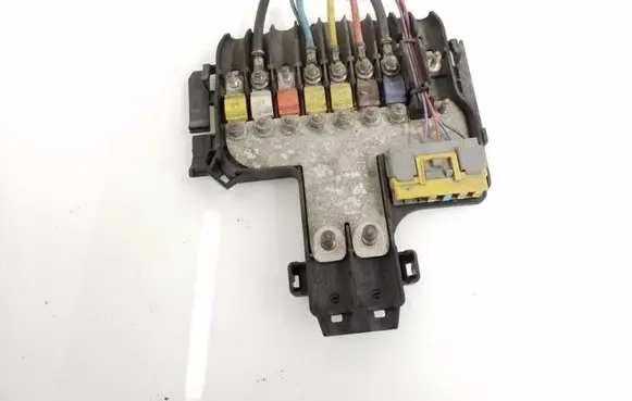 Ford Focus Fuse module 9662914480