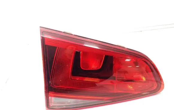 Volkswagen Golf VII Tailgate rear/tail lights 5G0945093P