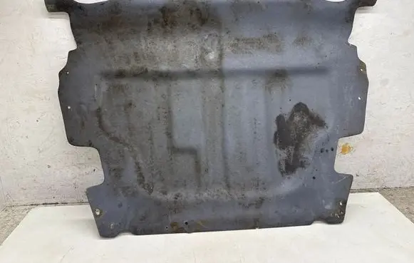 Volvo S80 Engine splash shield/under tray