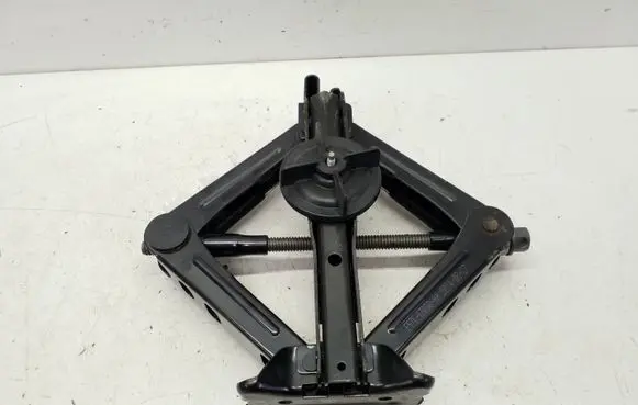 Ford Fusion II Lift Jack ES7C17080AA