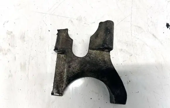 Citroen C8 Engine mounting bracket 9642089680