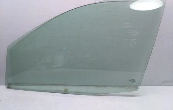 Ford Fiesta Front door window glass four-door 43R001564