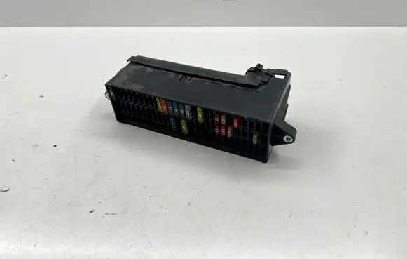 Seat Altea Fuse module STX400000000 09080640 4911593752443