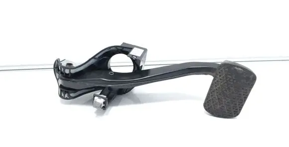Mercedes-Benz E W212 Brake pedal A2042902001