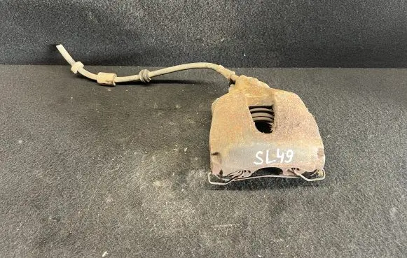 Volkswagen PASSAT B5.5 Front brake caliper