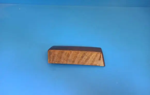 Dashboard glove box trim