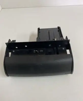 Maserati Ghibli USB socket connector 670066823